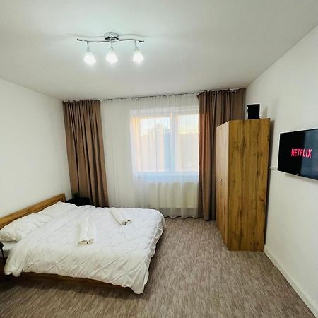 Apartament White One Petroszany Zewnętrze zdjęcie