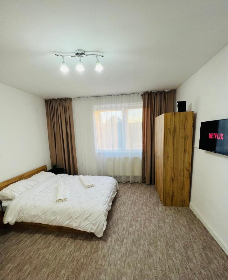 Apartament White One Petroszany Zewnętrze zdjęcie