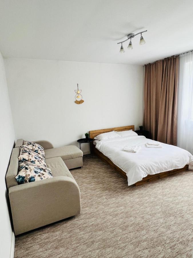 Apartament White One Petroszany Zewnętrze zdjęcie
